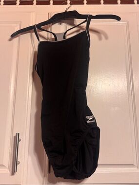 Speedo Black Endurance One-Piece Swimsuit size 2